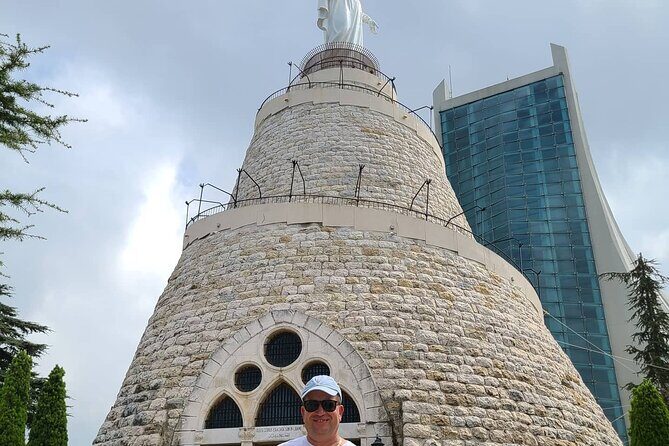All-in Half-Day Jounieh Teleferique JeitaGrotto guide + breakfast - Stop 3: Teleferique du Liban Cable Car Over Jounieh (1 Hour)