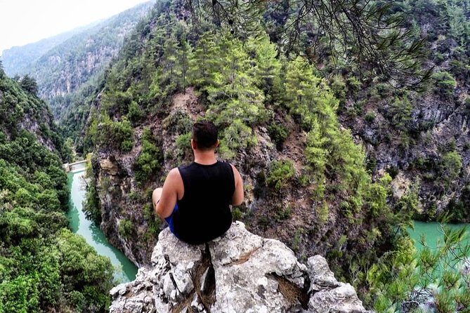 Chouwen Lake Hiking & Swimming - Getting There by Air-Conditioned Van: The 8:30 AM Advantage