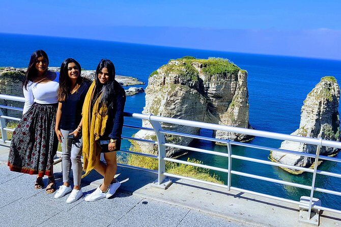 Half-Day Private Panoramic Tour of Beirut - Pigeon Rocks and Raouche Corniche: the postcard start