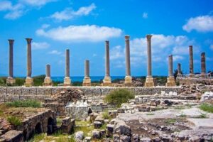 Lebanon Unveiled: Exclusive Private Tours to Sidon & Tyre - Sidon first: Phoenician roots and Crusader sea-fort views