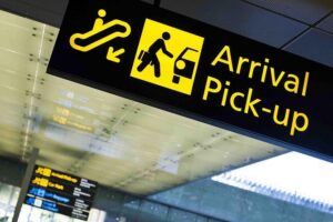 Private Arrival Transfer: From Airport to your hotel in Beirut - The name sign and English driver: your first calm moment