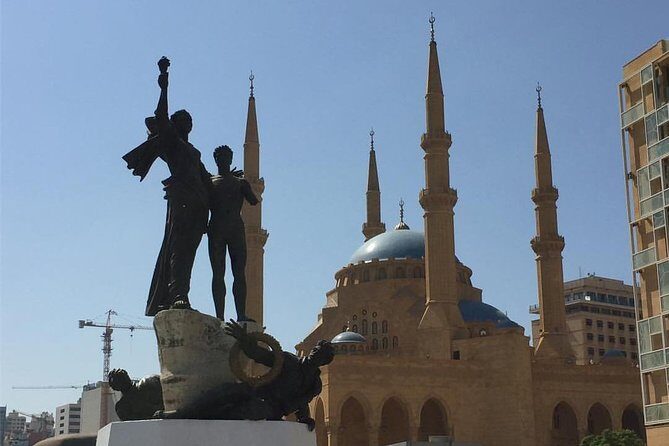PRIVATE Beirut Historical Walking Half Day Tour - Raouche Pigeon Rocks and Corniche: Symbolic Views, Short and Sweet