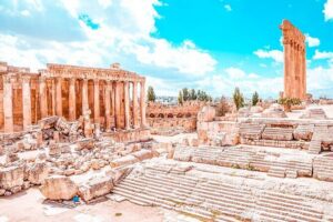 Private Tour: Anjar, Baalbek and Ksara Day Trip from Beirut - Getting out of Beirut at 8:30: the drive into the Bekaa Valley