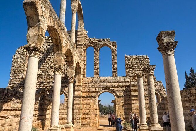 Private Tour: Anjar, Baalbek and Ksara Day Trip from Beirut - Lunch, tickets, and time gaps: how to make the day feel smooth